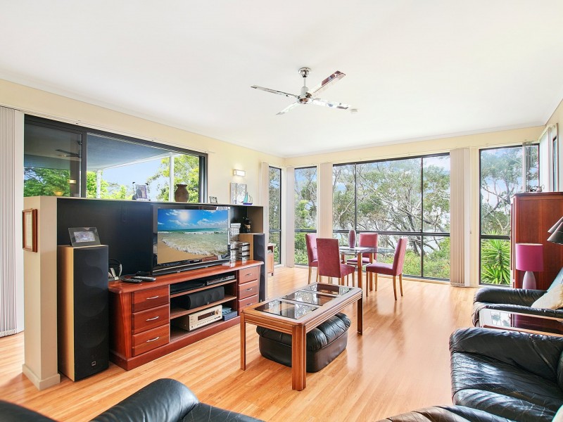 216 Greville Avenue, Sanctuary Point NSW 2540