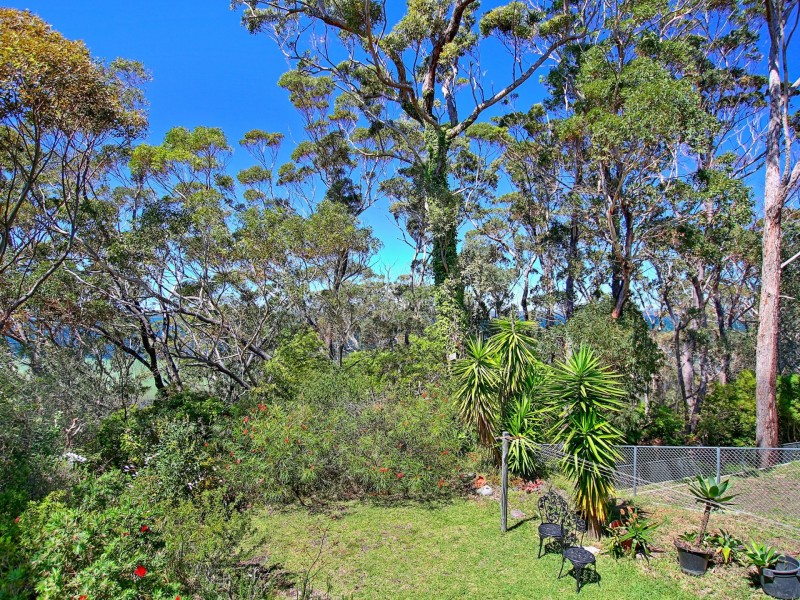 216 Greville Avenue, Sanctuary Point NSW 2540