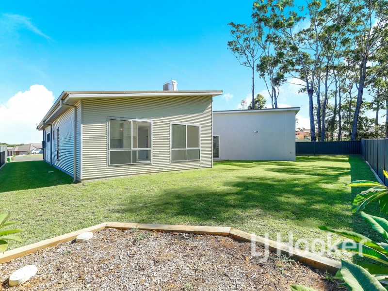12 Wullun Close, Sanctuary Point NSW 2540