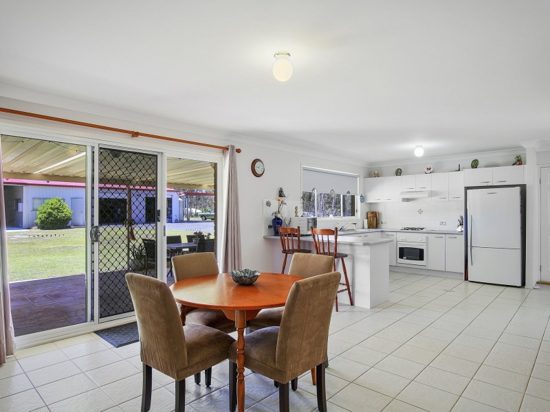 31 Hayward Road, Wandandian NSW 2540
