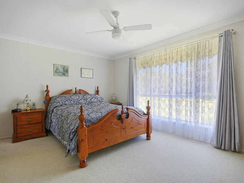 31 Hayward Road, Wandandian NSW 2540