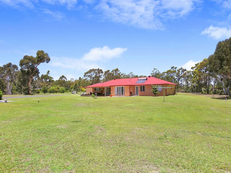 31 Hayward Road, Wandandian NSW 2540