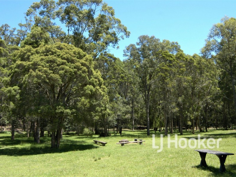 132 Jervis Bay Road, Falls Creek NSW 2540