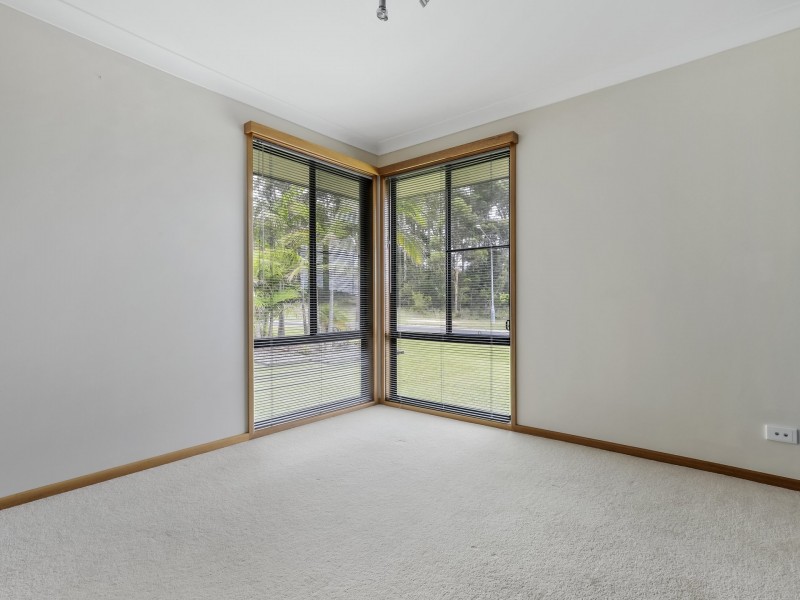 17 Turvey Crescent, St Georges Basin NSW 2540