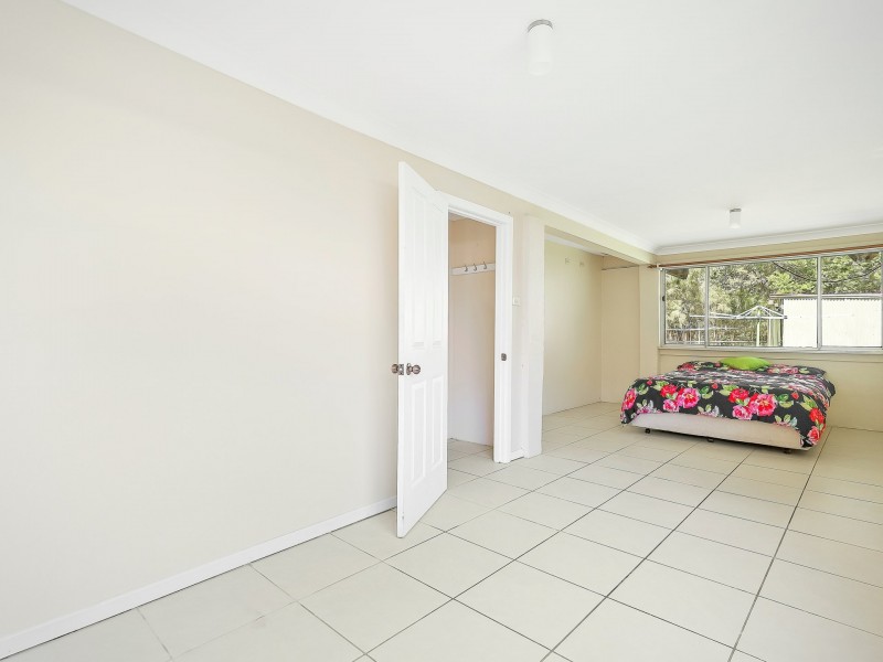 4 McGowen Street, Old Erowal Bay NSW 2540