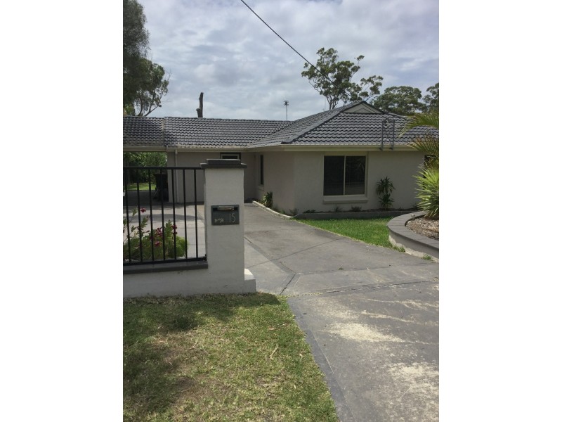 15 JUNE AVE, Basin View NSW 2540