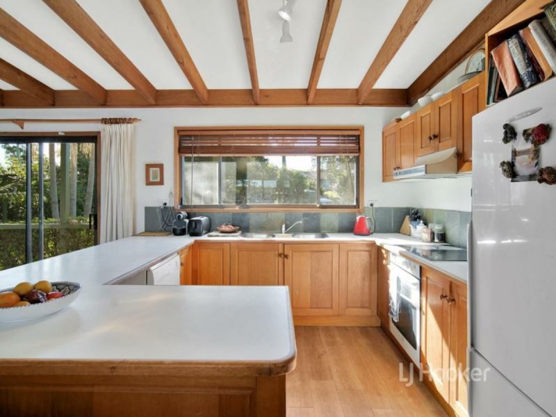 71 Walmer Avenue, Sanctuary Point NSW 2540