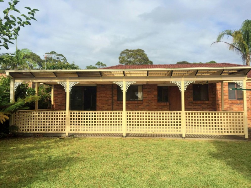 18 GIBSON CR, Sanctuary Point NSW 2540