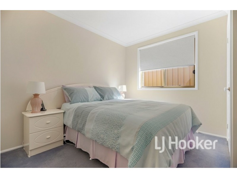 8 Keldie Close, St Georges Basin NSW 2540