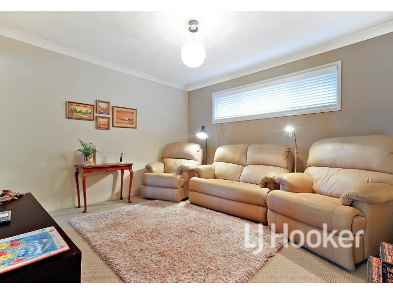 44 Coaster Circuit, Vincentia NSW 2540