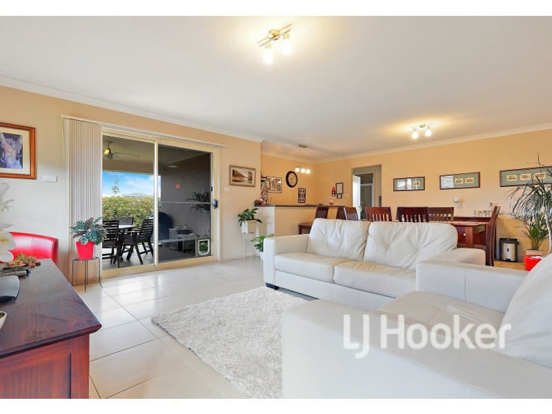 44 Coaster Circuit, Vincentia NSW 2540