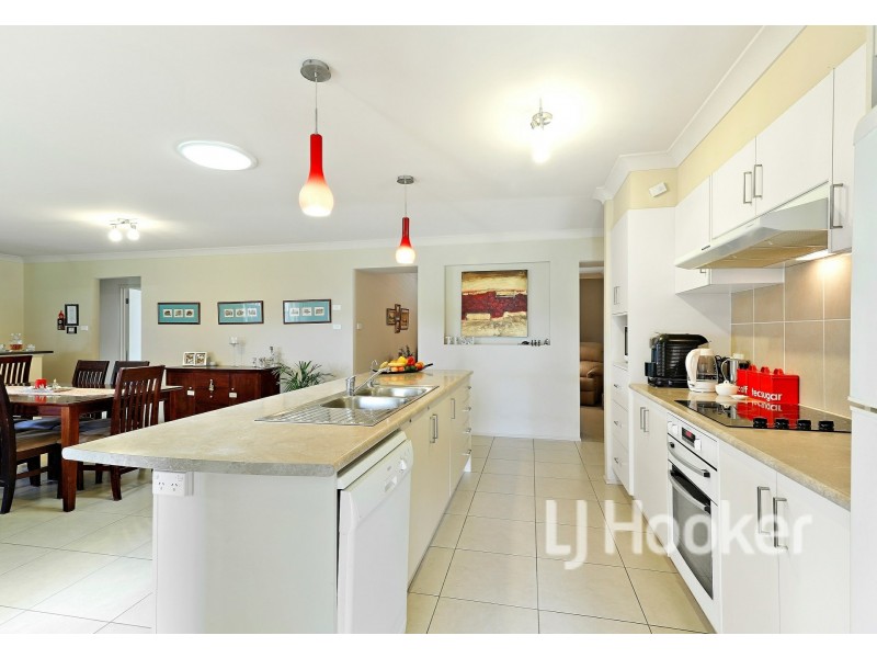 44 Coaster Circuit, Vincentia NSW 2540