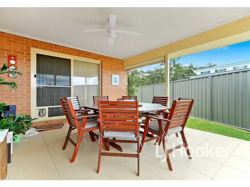 44 Coaster Circuit, Vincentia NSW 2540