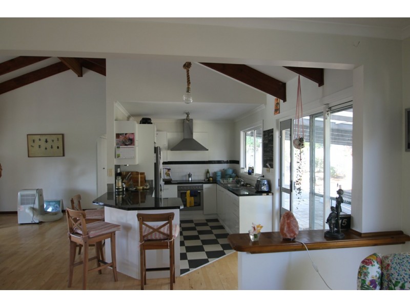 18 Carmel Drive, Sanctuary Point NSW 2540