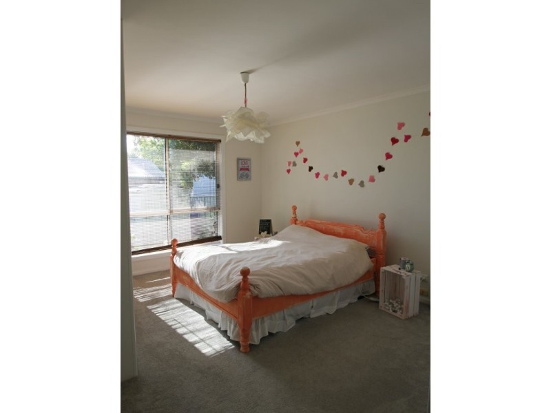 18 Carmel Drive, Sanctuary Point NSW 2540