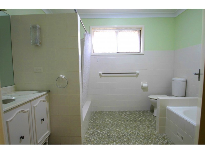 241 Walmer Avenue, Sanctuary Point NSW 2540