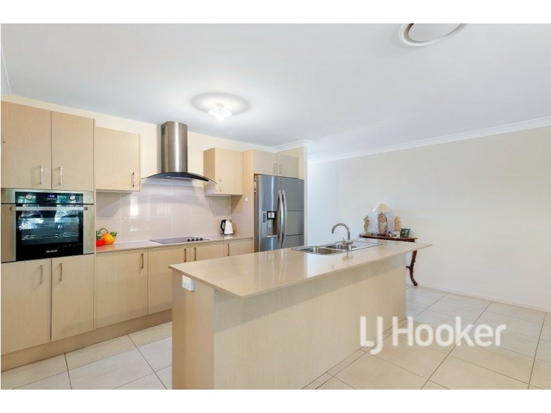 52 Tasman Road, St Georges Basin NSW 2540