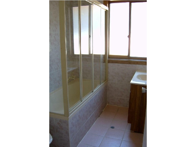 17 Leabons Lane, Seven Hills NSW 2147