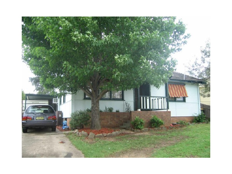 19 Landy Road, Lalor Park NSW 2147