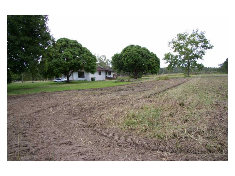 27 Emu Rd, Elimbah QLD 4516