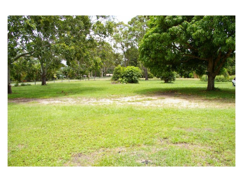 27 Emu Rd, Elimbah QLD 4516