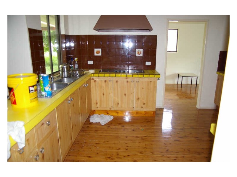 27 Emu Rd, Elimbah QLD 4516