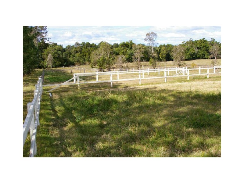 890 Kilcoy-Beerwah Road, Woodford QLD 4514