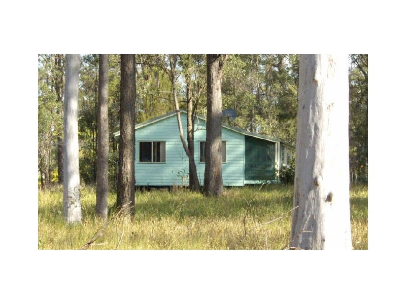 156 Boden Rd, Elimbah QLD 4516