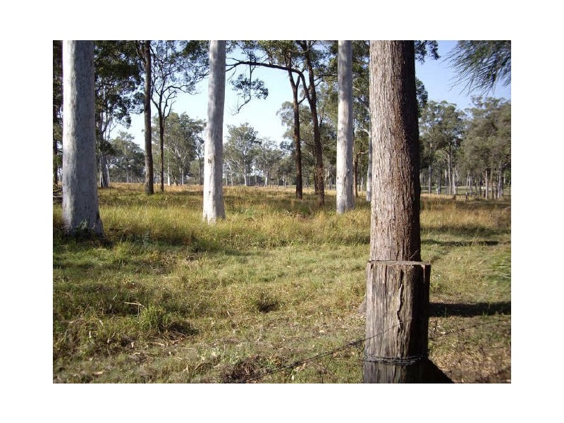 156 Boden Rd, Elimbah QLD 4516