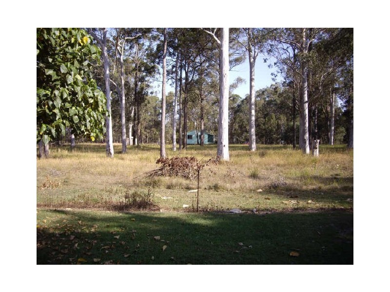 156 Boden Rd, Elimbah QLD 4516