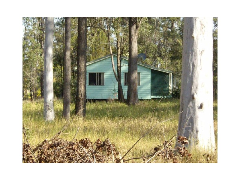 156 Boden Rd, Elimbah QLD 4516