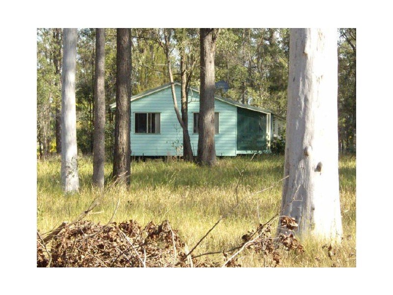 156 Boden Rd, Elimbah QLD 4516