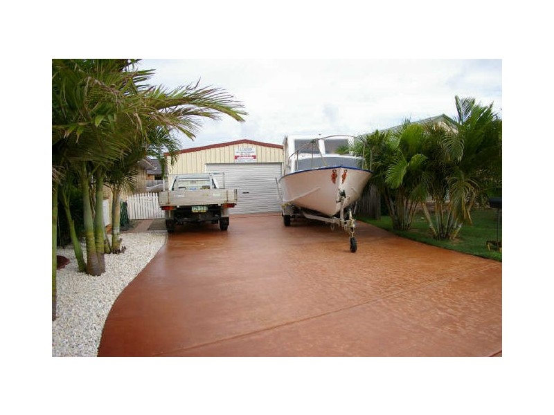 Beachmere QLD 4510