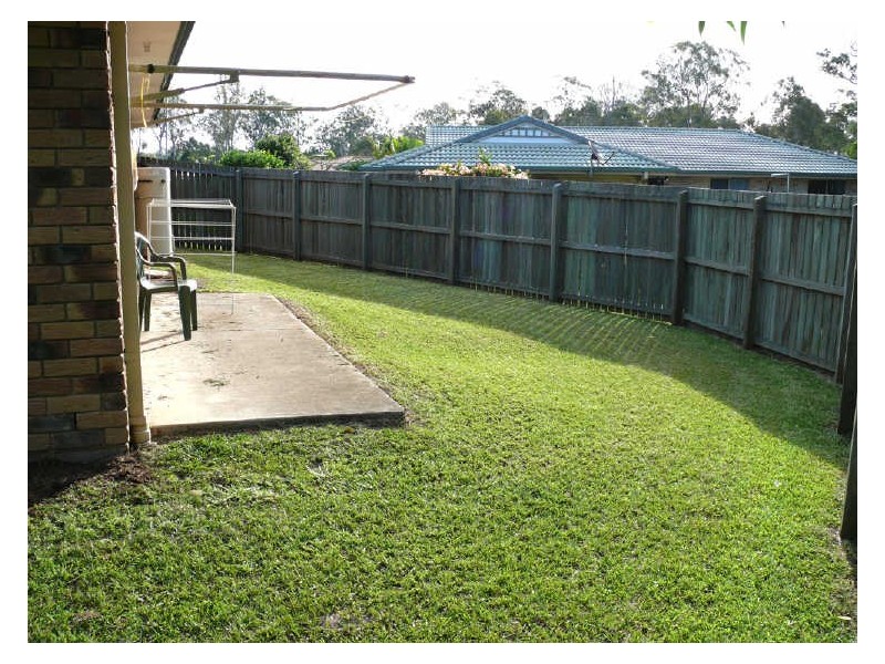 13 Brownia Ct, Morayfield QLD 4506