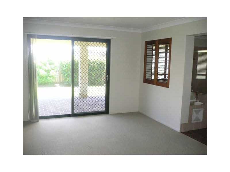 16 Briggs Drive, Caboolture QLD 4510
