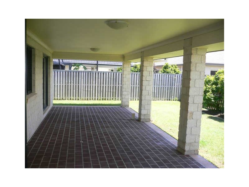 16 Briggs Drive, Caboolture QLD 4510