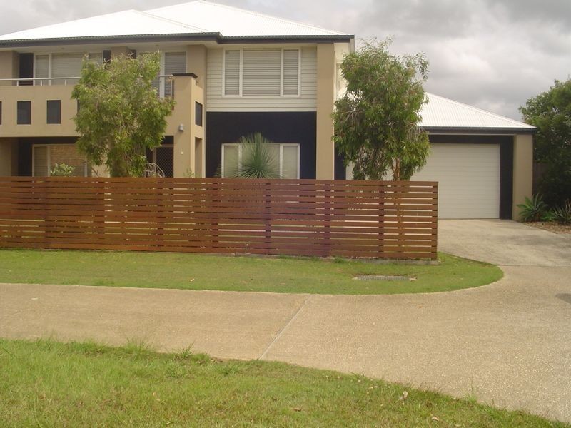 2 Whiteoak Pl, Caboolture QLD 4510