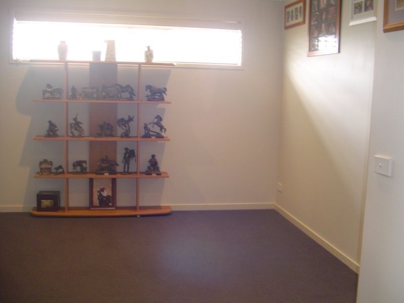 2 Whiteoak Pl, Caboolture QLD 4510