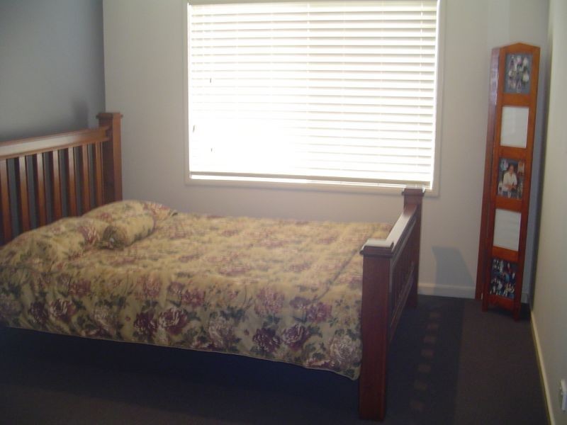 2 Whiteoak Pl, Caboolture QLD 4510