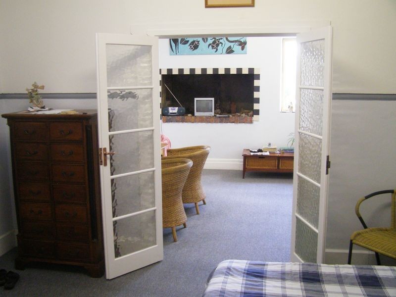 24 High St, Texas QLD 4385