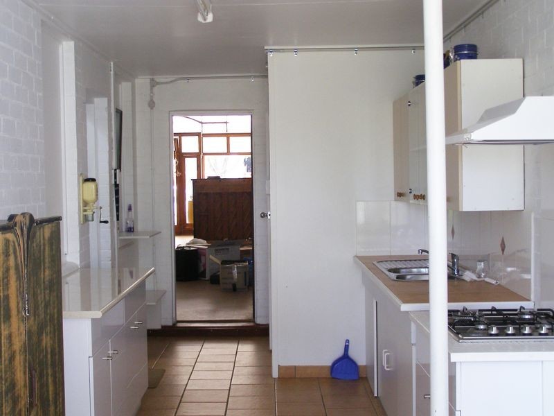 24 High St, Texas QLD 4385