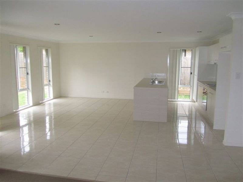 12 Salwood St, Morayfield QLD 4506