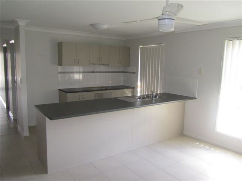 48 Acemia Dr, Morayfield QLD 4506