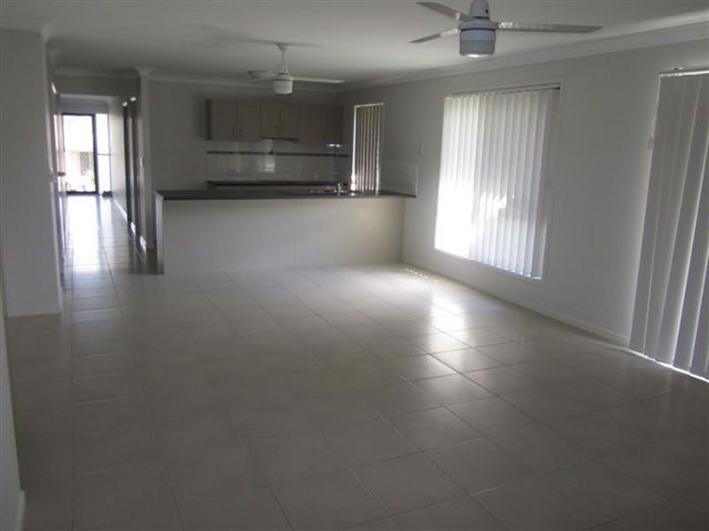 48 Acemia Dr, Morayfield QLD 4506