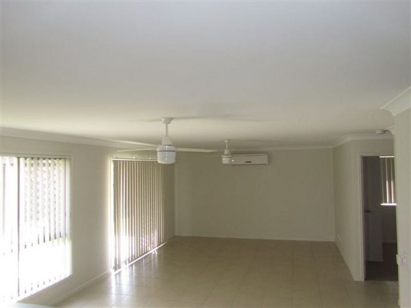 48 Acemia Dr, Morayfield QLD 4506