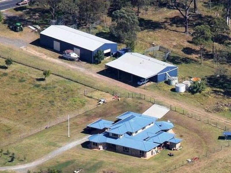 136 Mansfield Rd, Elimbah QLD 4516