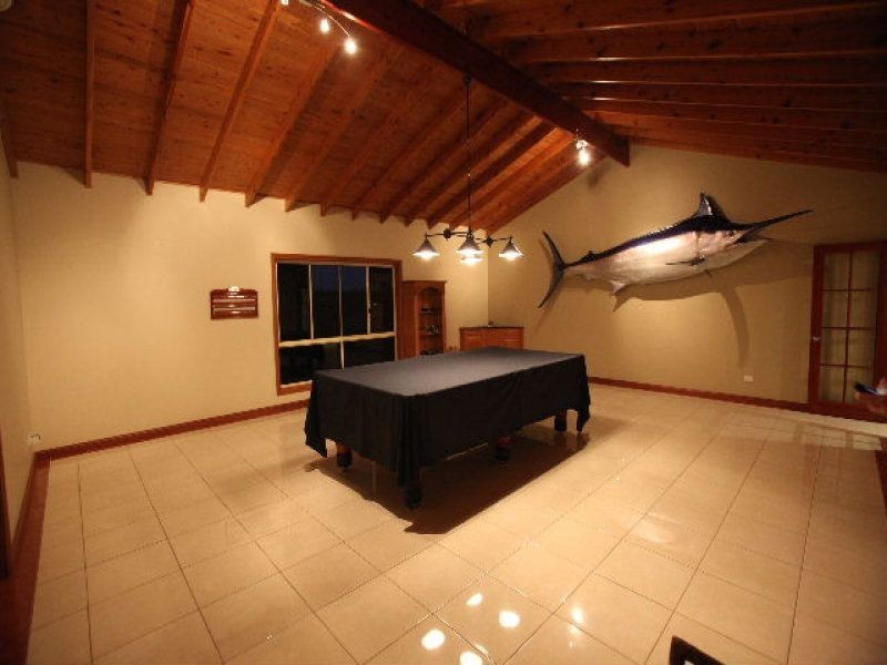 136 Mansfield Rd, Elimbah QLD 4516