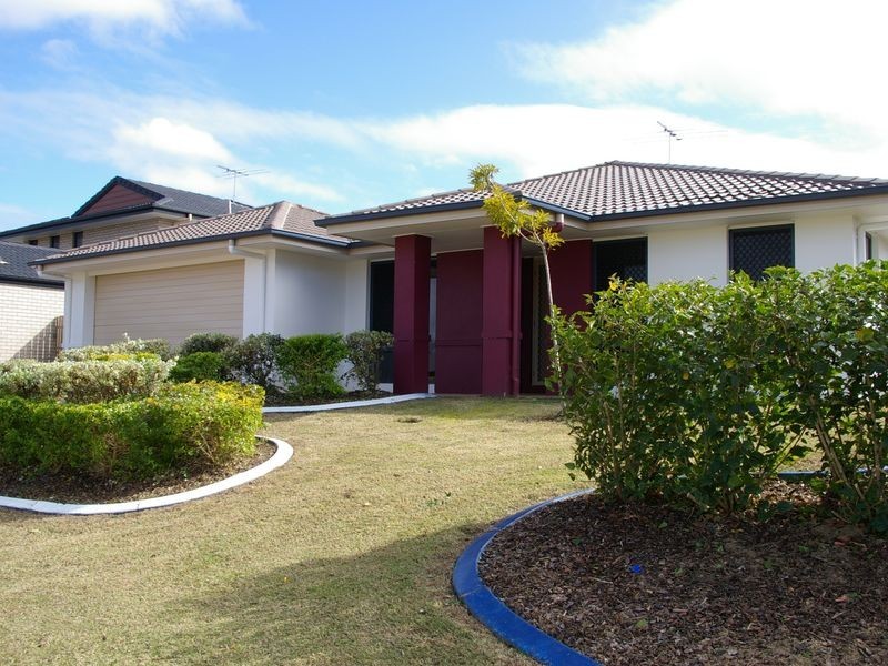 16 Hollywood Ave, Bellmere QLD 4510