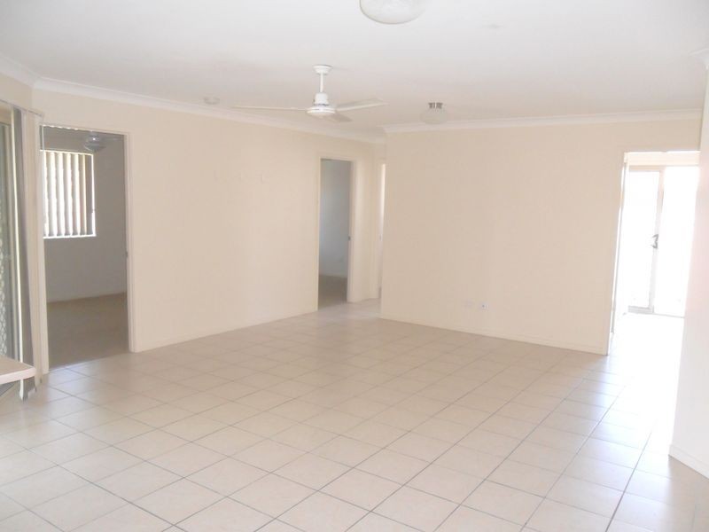 4 Tobruk Cl, Caboolture South QLD 4510