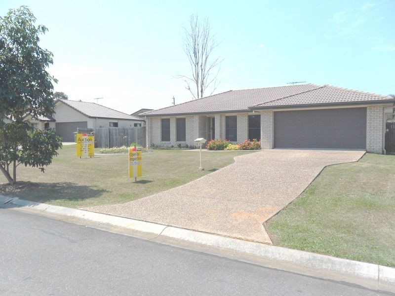 4 Tobruk Cl, Caboolture South QLD 4510
